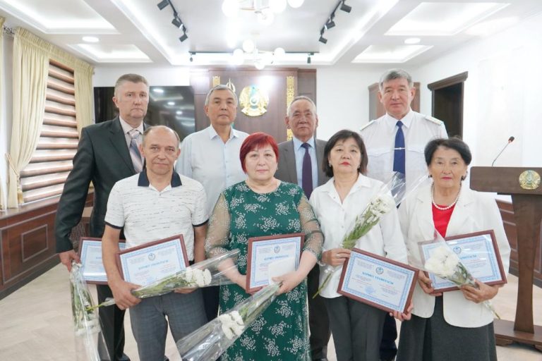 Полиция департаментінің «көрінбейтін майданы»: Жұмысшы мамандықтардың үздік өкілдері марапатталды