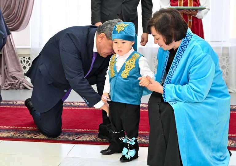 «Бала – Ұлттың Ертеңі»: Балалар Үйі Тәрбиеленушілеріне Арналған Тұсаукесер Салтанаты