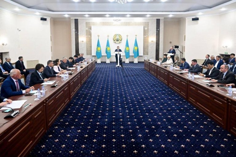 СҚО Әкімі Ғауез Нұрмұхамбетов Депутаттар Алдында Есеп Берді: Негізгі Басымдықтар Және Жетістіктер